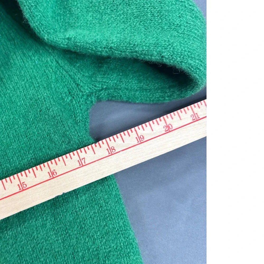 Lands' End Green Wool Sweater Made in Scotland Vintage 90s Crewneck Size 6 8 M